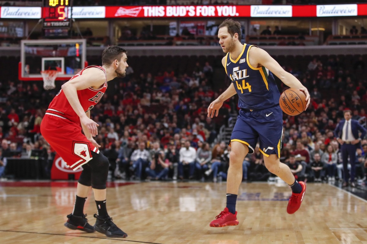 Bojan Bogdanovic (44) looks to make a play against the Chicago Bulls